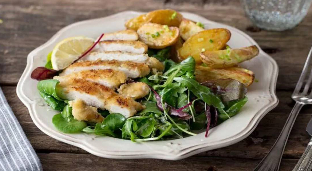 Milanesa de Pollo con papas
